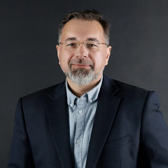 Александр Муравьёв